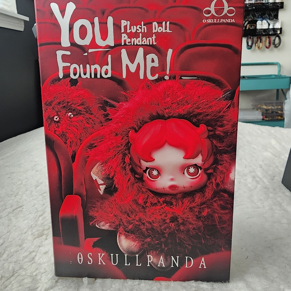SKULLPANDA You Found Me! PRANKY PEANUT Plush Doll Pendant - Picture 2 of 5